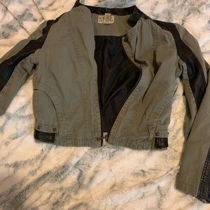 Cropped Jacket